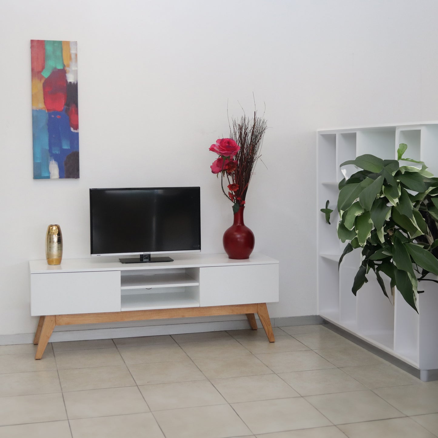 Scandinavian TV Stand - White